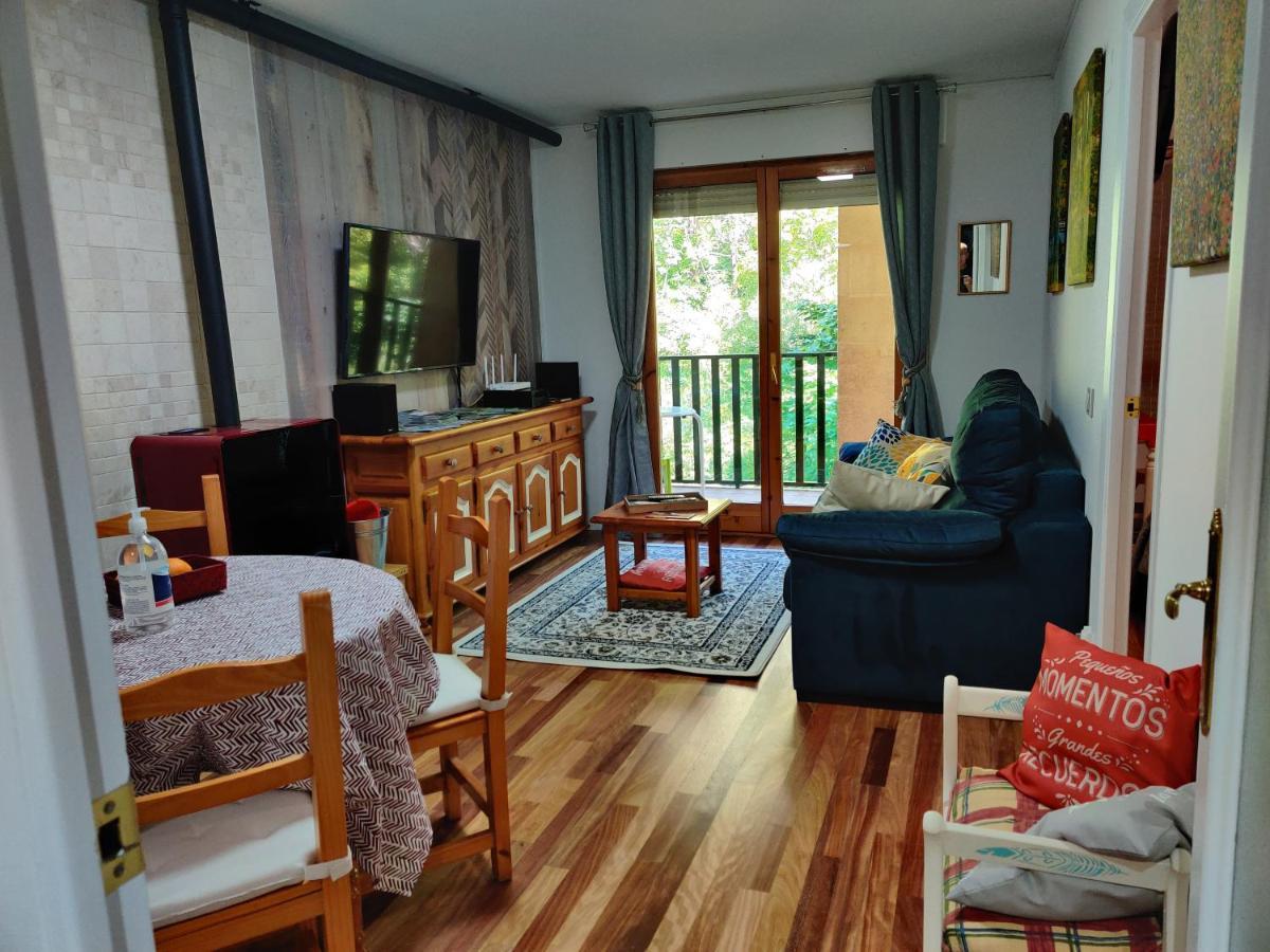 "Leo Pixel" Avairent Canfranc Estacion Apartment ภายนอก รูปภาพ